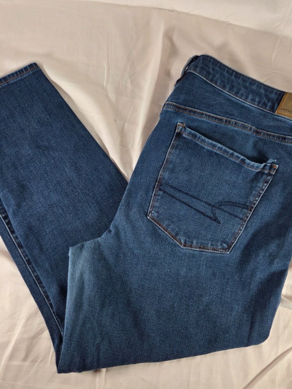 American Eagle Next Level High-Waisted Jeggings